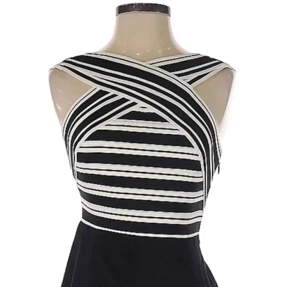 Anthropologie Maeve Crosswise Flare Striped Bandage Black White Dress Size 4 - Picture 4 of 7